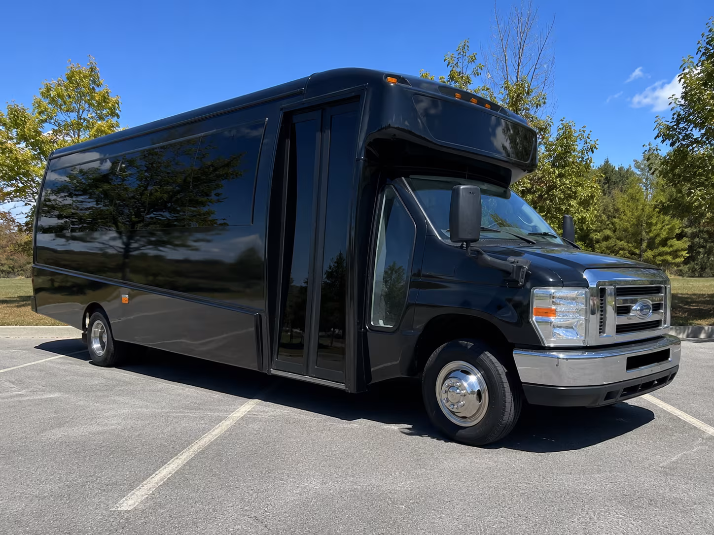 Bloomington Wedding Transportation & Shuttle Service
