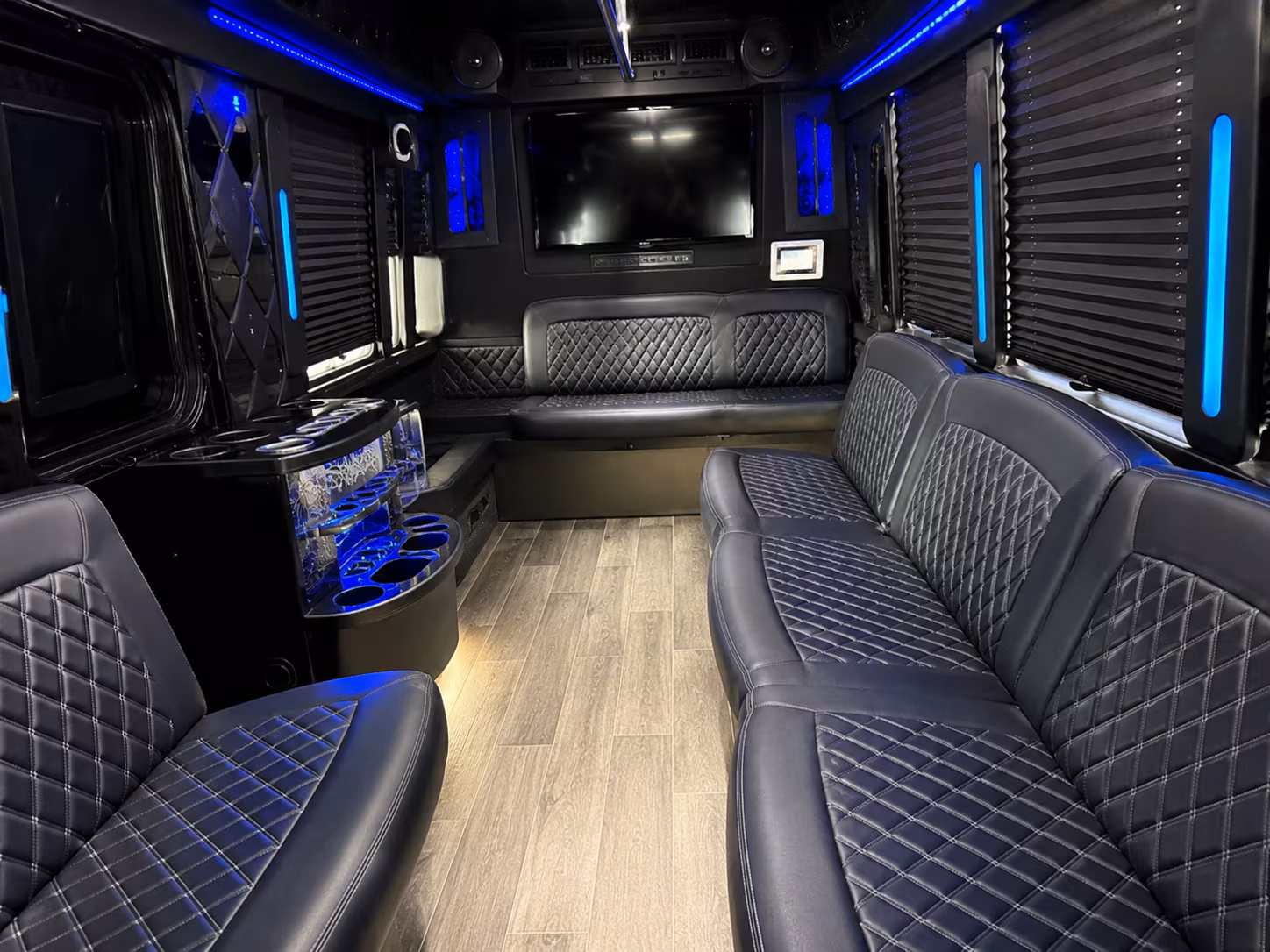 Brooklyn Park Homecoming & Prom Party Bus Rentals