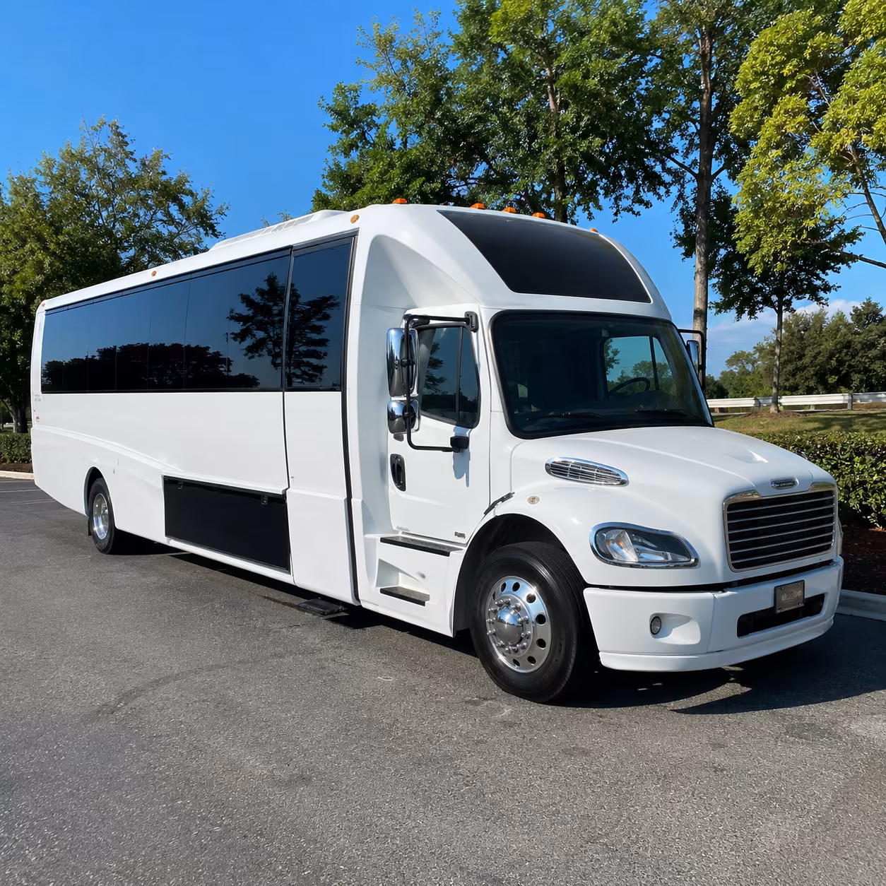 Brooklyn Park Winery Tour & Pub Crawl Transportation