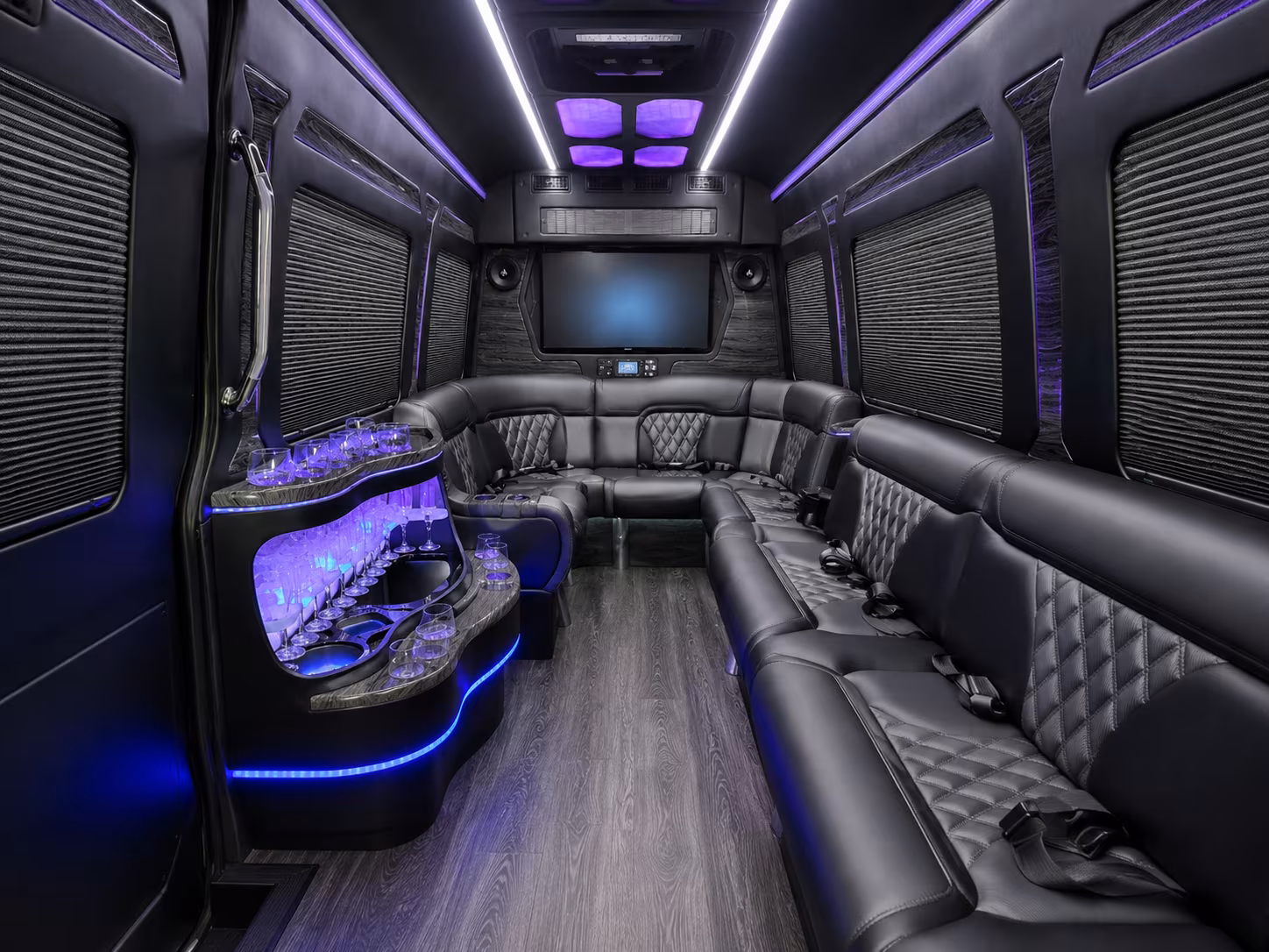 Minneapolis Airport Shuttle & Transportation party bus exterior