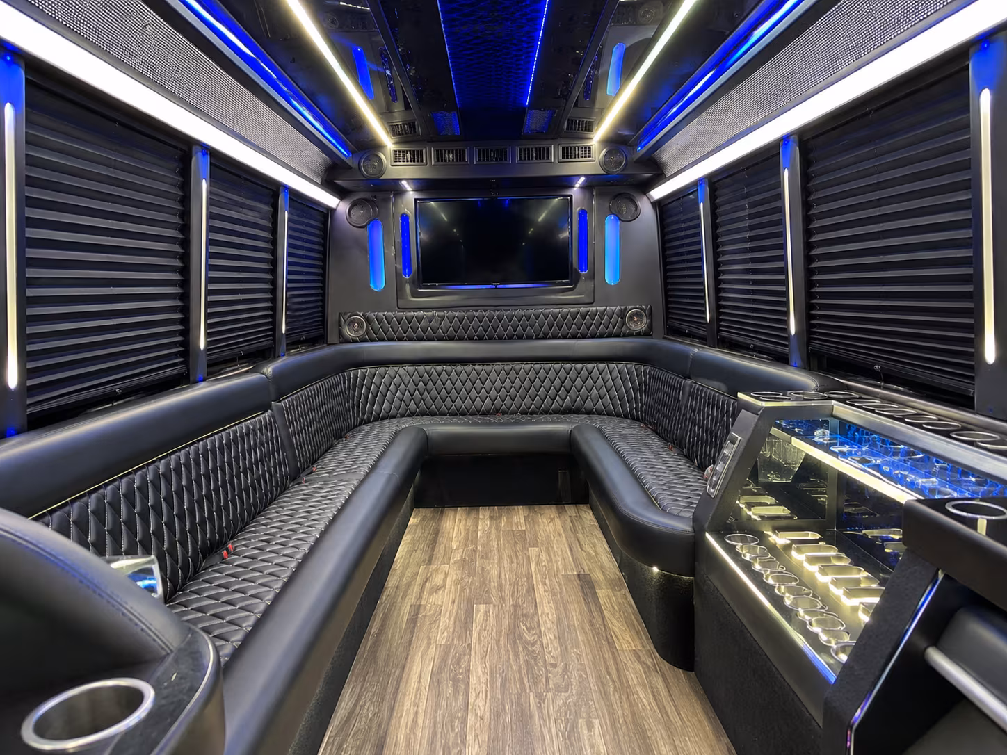 Minneapolis Bachelor & Bachelorette Transportation party bus exterior