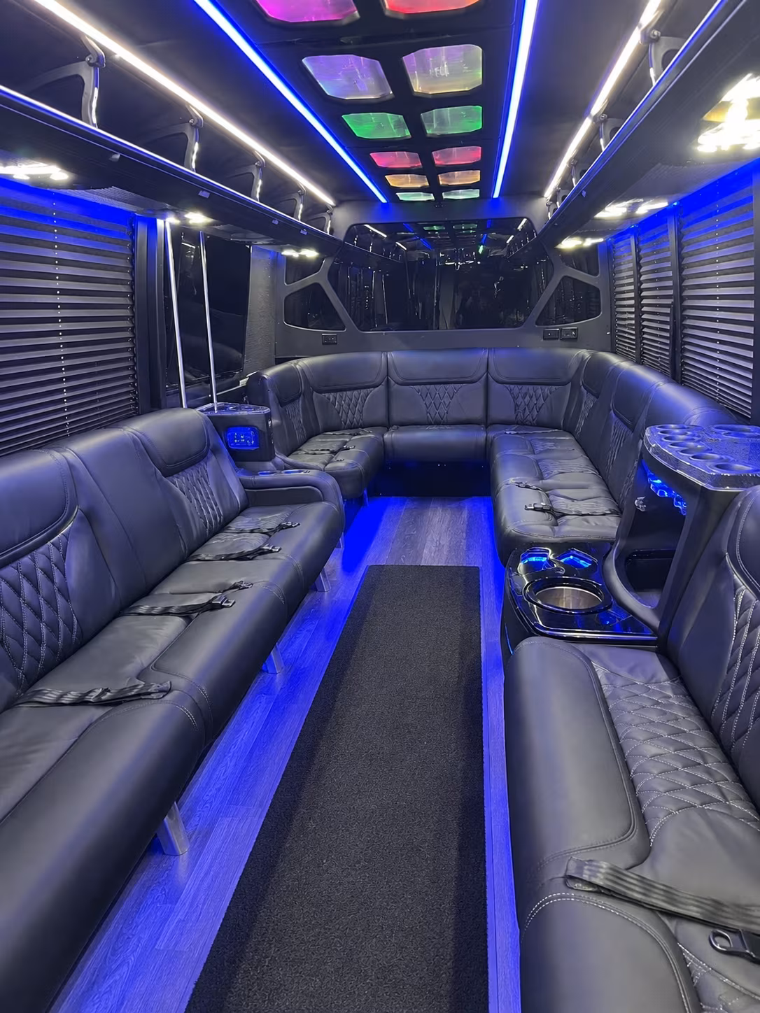 Minneapolis Birthday, Sweet 16, & Quinceañera Transportation pickup coordination