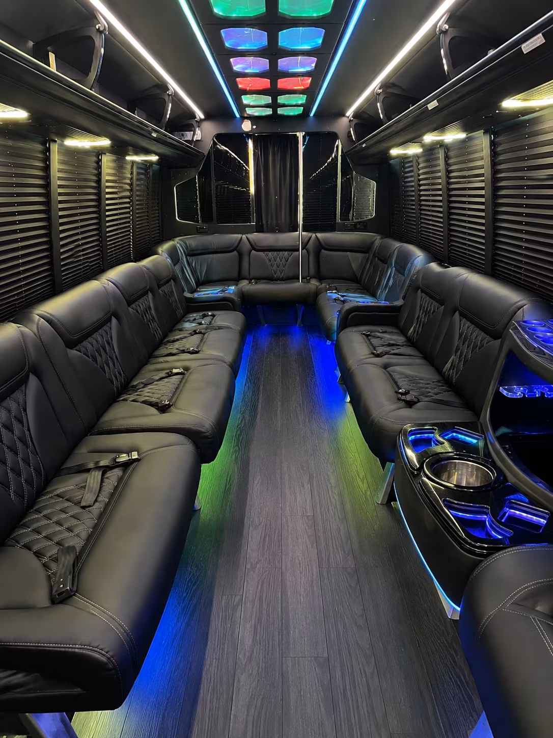 Minneapolis Winery Tour & Pub Crawl Transportation party bus exterior